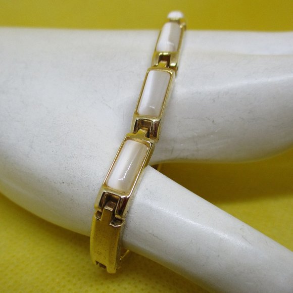 Moonglow Gold Tone Panel Sectional Bracelet White Moonglow Lucite Bars Gold Tone - Picture 2 of 10